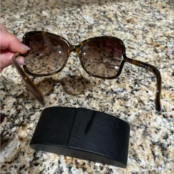PRADA Sunglasses, SPR 28L Havana, Excellent Condition - Picture 4 of 8